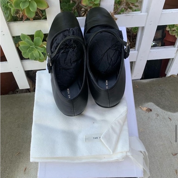 The Row Ava Mary Janes 
COLOR: Black
SIZING: 36.5 - Picture 6 of 10